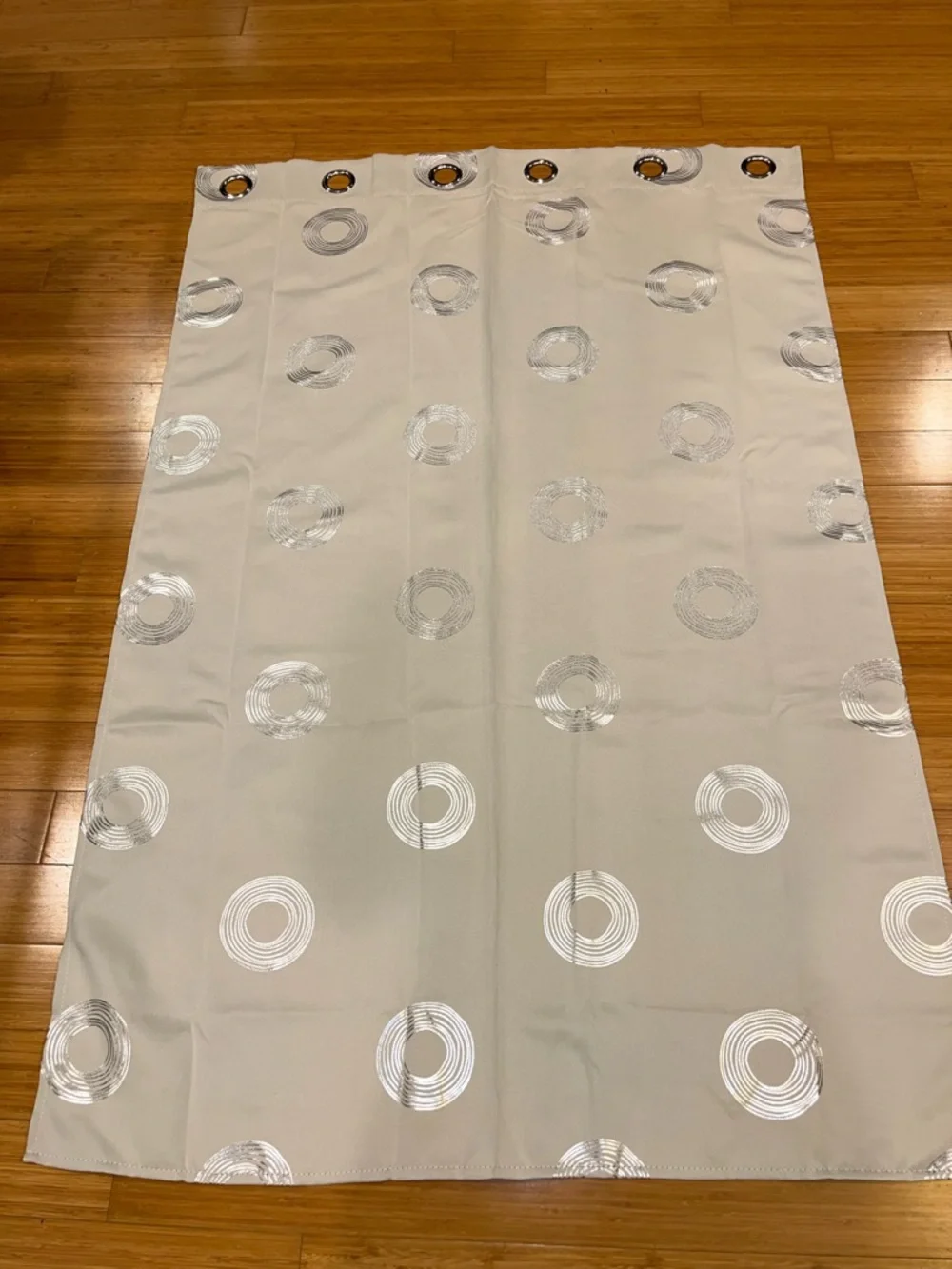 Tan with silver circle pattern grommet blackout Curtain Panel, 42x63”, New!